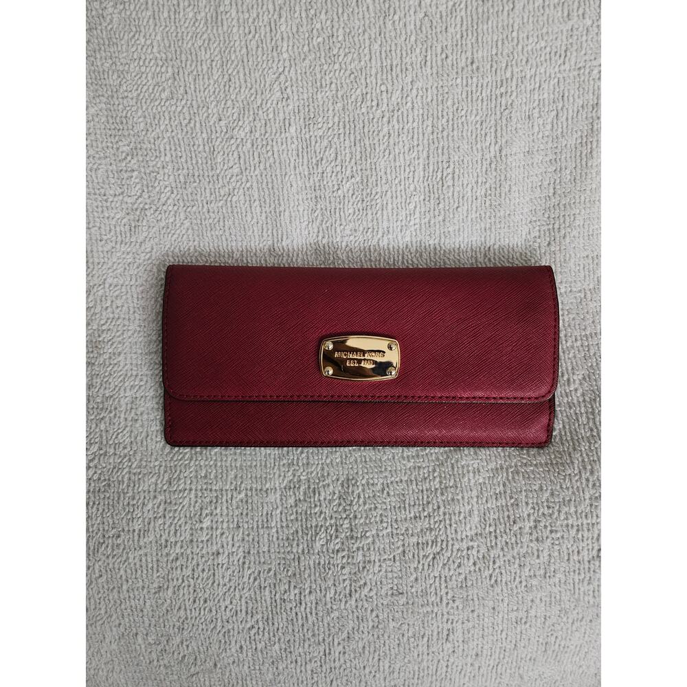 Michael Kors Jet Set Travel Wallet